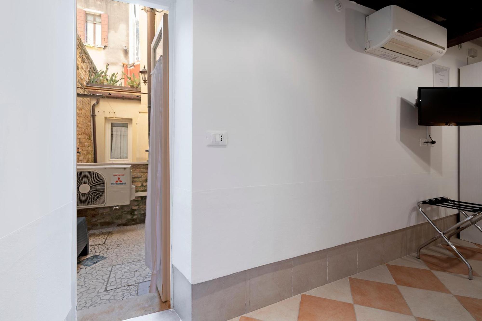 Apartment Fenix Colombina In Biennale - Your Little House Venice